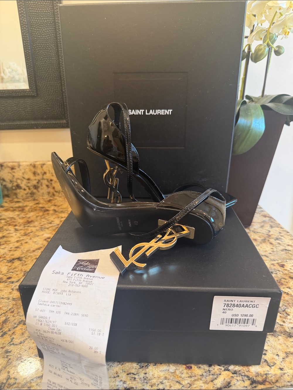 Saint Laurent Black Patent Heels with Gold YSL Logo Heel - Picture 4 of 4